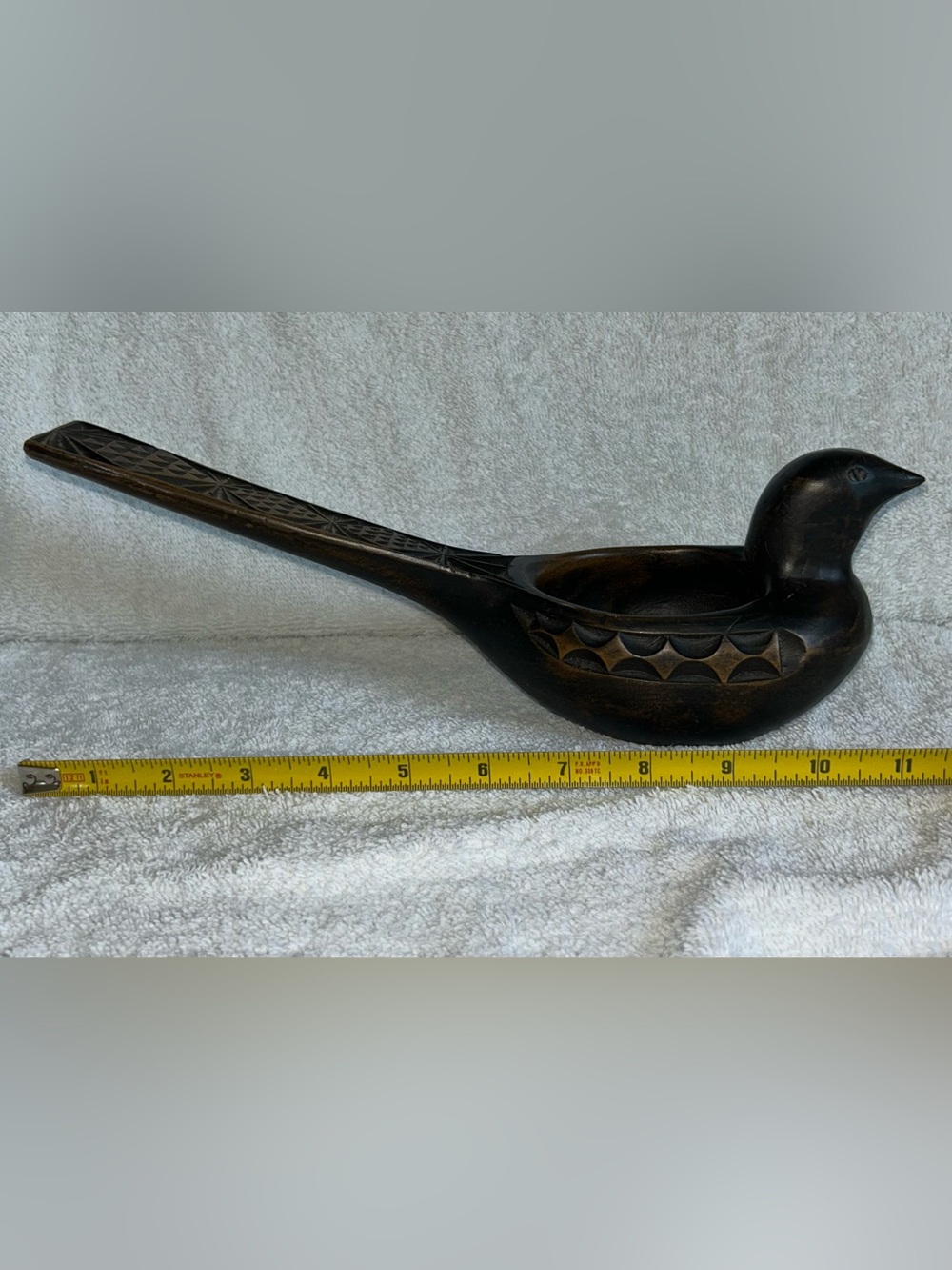 Treenware Wooden Bird Hand
Carved Rustic Primitive